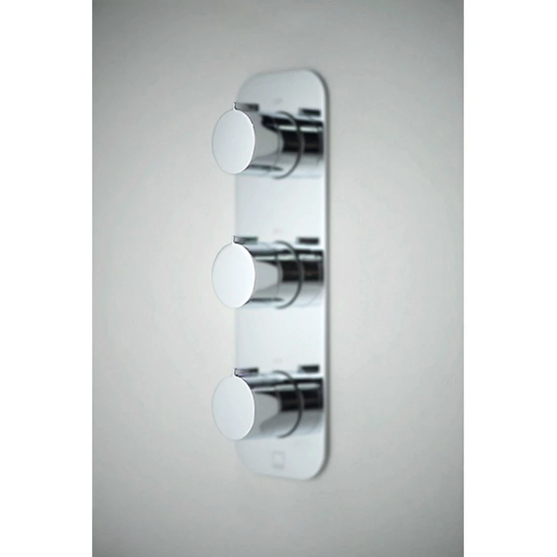 Vado Altitude 2 Outlet 3 Handle Vertical Thermostatic Valve - Image 2